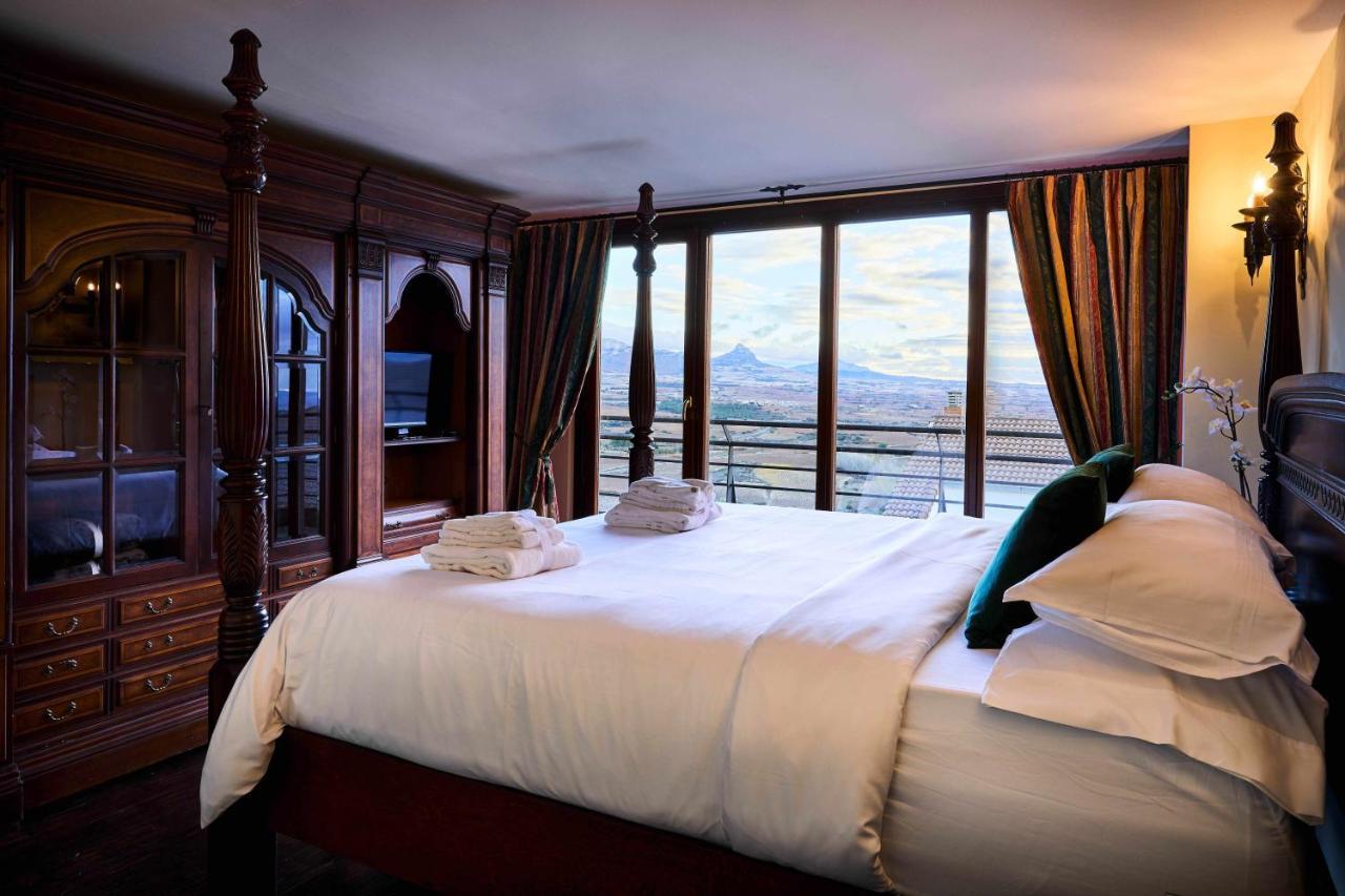 El Retiro Del Obispo Guest House ลากัวร์เดีย ภายนอก รูปภาพ
